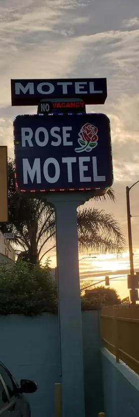 Rose motel，位于康普顿的酒店