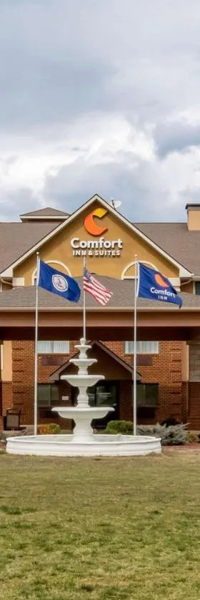 Comfort Inn & Suites South Hill I-85，位于南希尔的酒店