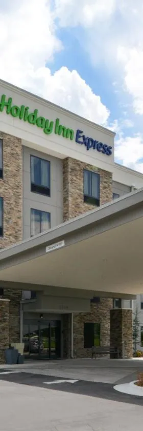 Holiday Inn Express and Suites Bryant - Benton Area by IHG，位于布赖恩特的酒店