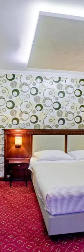 Hotel Zajazd Polonez，位于Tuczempy的酒店