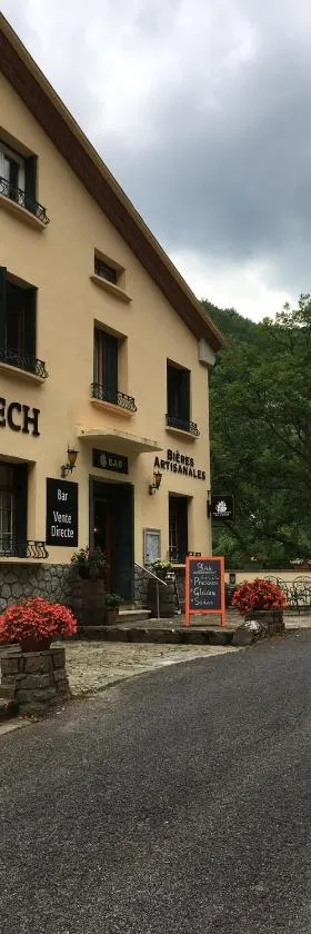 Hôtel Val Du Tech，位于普拉德莫洛拉普雷斯特的酒店