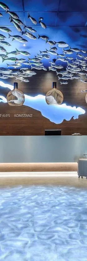 康斯坦茨宜必思尚品酒店，位于康斯坦茨的酒店