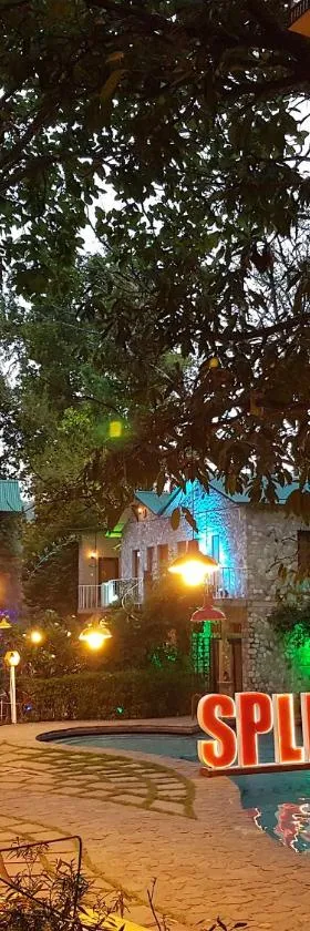 The Den Corbett Resort，位于迪卡拉区的酒店