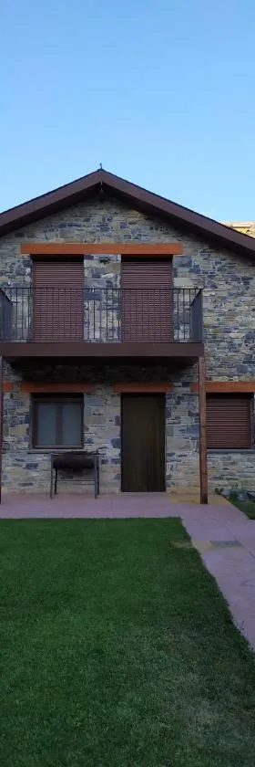 Casas rurales en Fanlo y Valle Vio，位于Fanlo del Valle de Vío的酒店