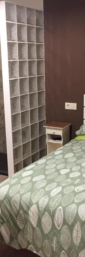 HOSTEL LA CABAÑUELA，位于Monleras的酒店