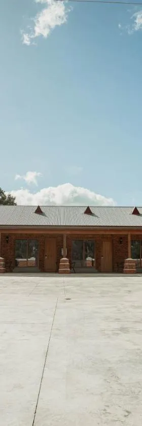 Red Waratah Accommodation，位于本迪戈的酒店