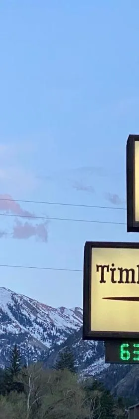 乌雷林木山脉旅舍，位于乌雷的酒店
