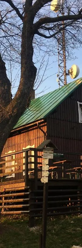Turistická Chata Pláně，位于Český Dub的酒店