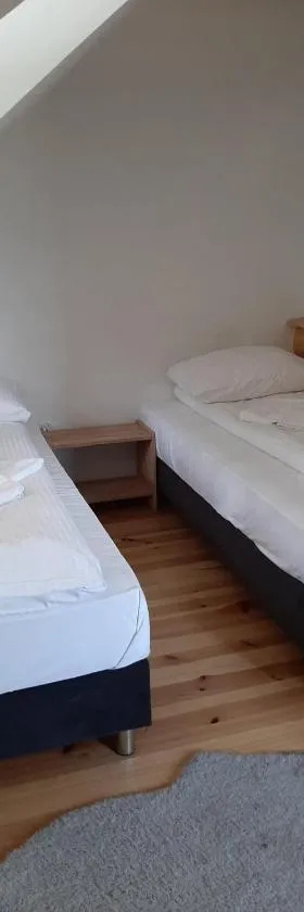 NOCLEGI DREWNIANA CHAŁUPA，位于科贝拉古拉的酒店