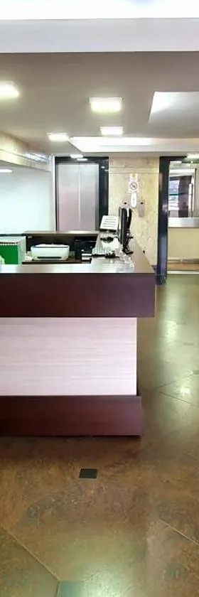 Center Patos Hotel，位于帕图斯迪米纳斯的酒店