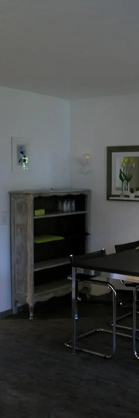 Joline private guest apartment just feel at home，位于Jens的酒店
