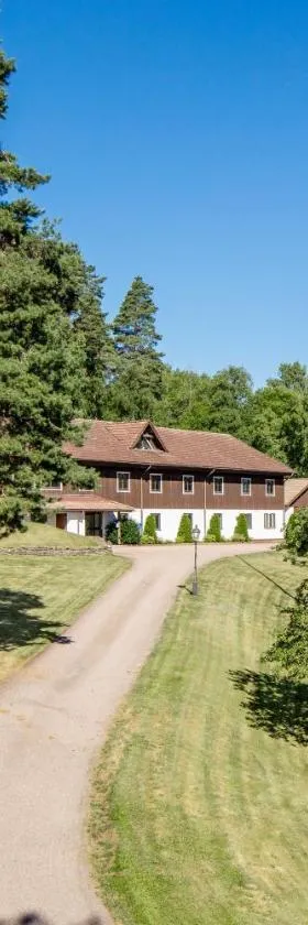 Hestra Guesthouse，位于Hestra的酒店