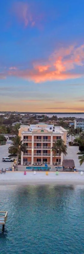 Hutchinson Island Hotel，位于皮尔斯堡的酒店