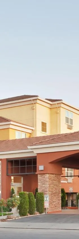 西萨克拉门托智选假日酒店，位于西萨克拉门托的酒店