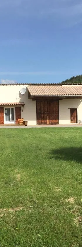 La Bargine，位于Aspremont的酒店