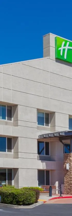 Holiday Inn Express Elk Grove West I-5 by IHG，位于埃尔克格罗夫的酒店