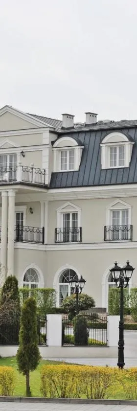 Hotel Toscania，位于Włoszakowice的酒店