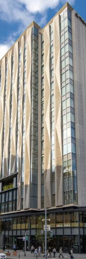 THE BLOSSOM HAKATA Premier，位于福冈的酒店