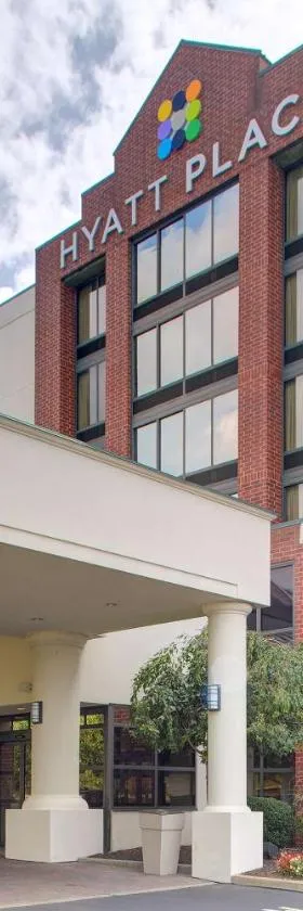 Hyatt Place Pittsburgh Airport - Robinson Mall，位于罗宾逊镇的酒店