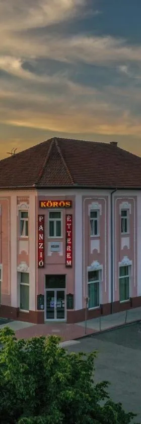 Körös Panzió és Étterem，位于吉奥马恩德勒德的酒店