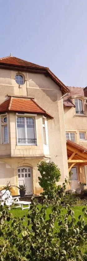 La Maison de l'Escargot，位于Seigny的酒店