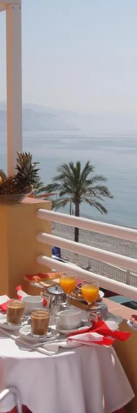 HOSTAL COSTA SOL，位于费罗堡的酒店