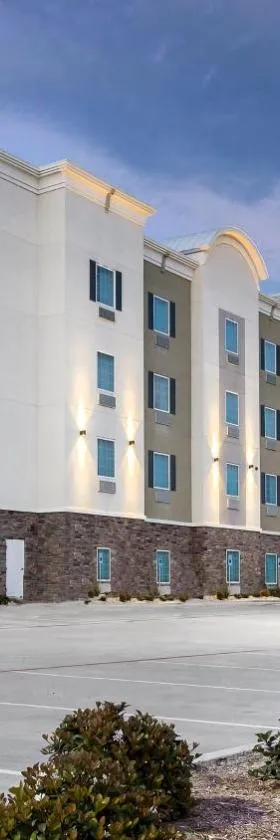 Candlewood Suites Waco by IHG，位于韦科的酒店