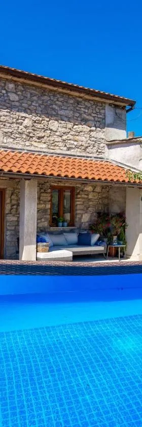 Rural holiday home Stankolina Opatija，位于尤尔达尼的酒店