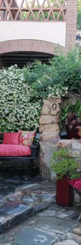 Suite Garden House，位于圣塔克里斯蒂纳阿鲁的酒店