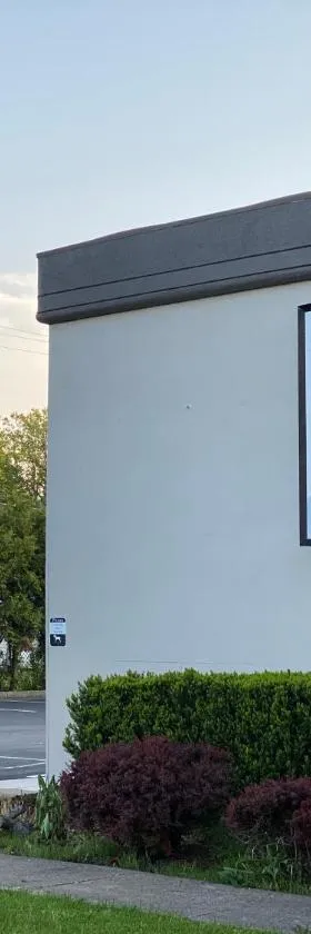 Sprucewood Inn，位于伊利里亚的酒店