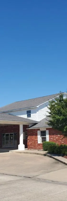 Candlelight Inn & Suites Hwy 69 near McAlester，位于麦卡莱斯特的酒店