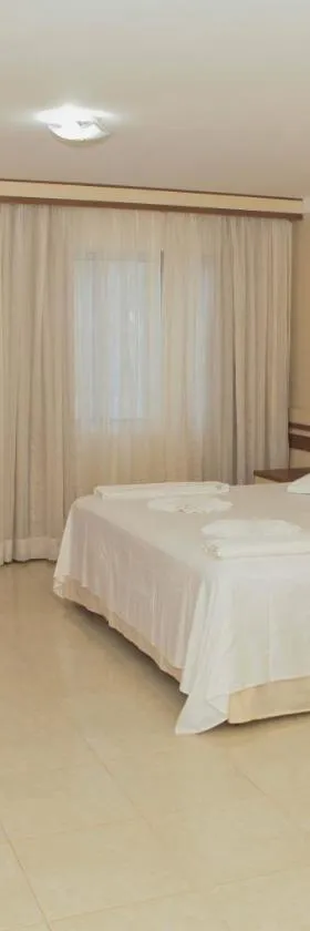 San Marino Palace Hotel，位于瓜拉普阿瓦的酒店