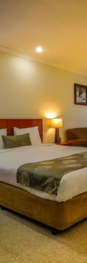 穆雷沃特汽车旅馆和公寓，位于Koondrook的酒店