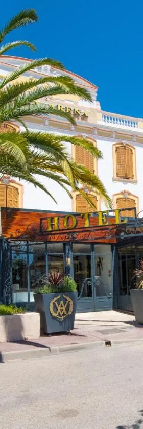 Hotel Restaurant La Villa Arena，位于卡里勒鲁埃的酒店