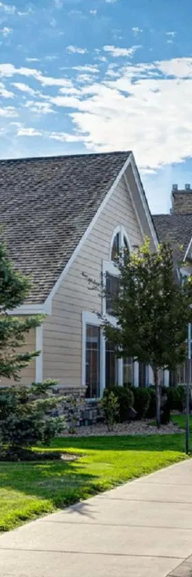 AmeriVu Inn and Suites - Waconia，位于Waconia的酒店