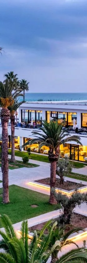 Les Orangers Garden Villas and Bungalows Ultra All inclusive，位于哈马马特的酒店