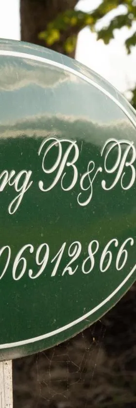 Dorisberg B&B - The Stables，位于Löberöd的酒店