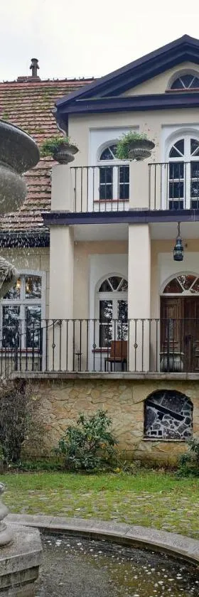 Cichy Dwór，位于Manowo的酒店