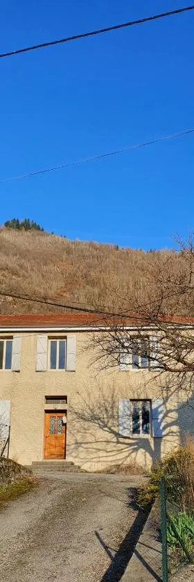 En pleine montagne，位于莫科斯吉拉博特的酒店