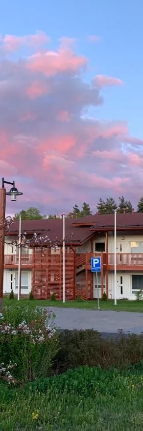 Rauhan Marinella Village，位于伊马特拉的酒店