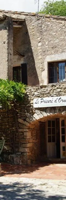 Studio-gîte Chauvet III Le Prieuré d'Orniols，位于古达尔盖的酒店
