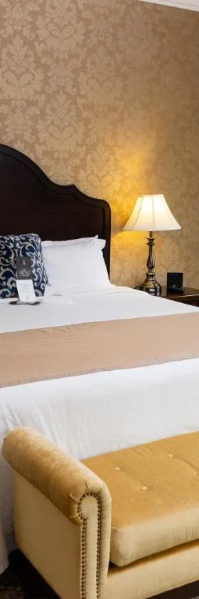 The Mount Vernon Grand Hotel，位于弗农山的酒店