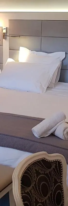 LOGIS - Hôtel & restaurant "L'envie des mets"，位于朗迪夫利耶的酒店