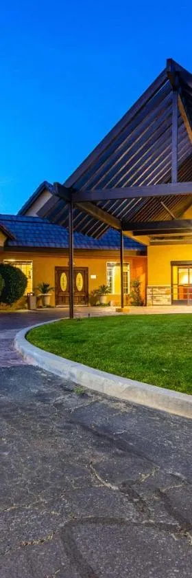 Comfort Inn & Suites，位于莫哈韦的酒店