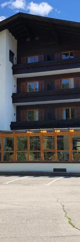 Hotel Berghof，位于德劳塔尔贝格的酒店