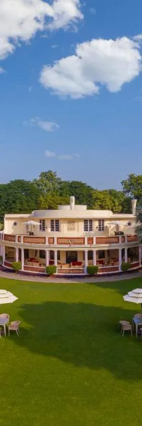 Sawai Madhopur Lodge - IHCL SeleQtions，位于萨瓦伊马多普尔的酒店