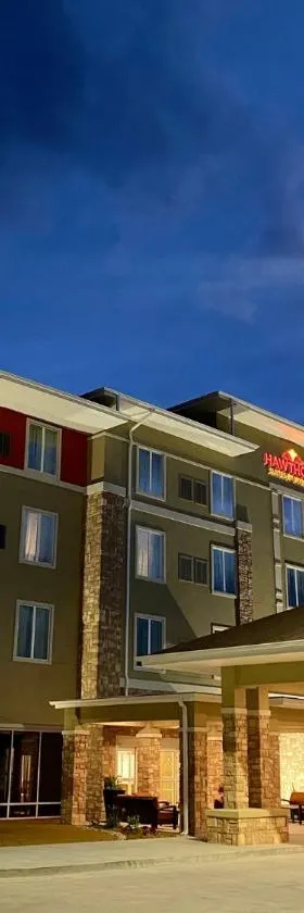 Hawthorn Extended Stay by Wyndham Monahans，位于莫纳汉斯的酒店
