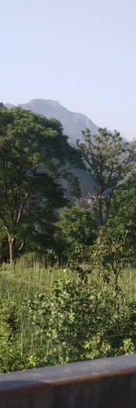 Yellow Valley Homestay，位于索兰的酒店