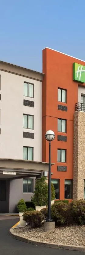 Holiday Inn Express Boston - Saugus by IHG，位于索格斯的酒店