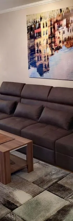 Apartman VILLA Cacak，位于查查克的酒店
